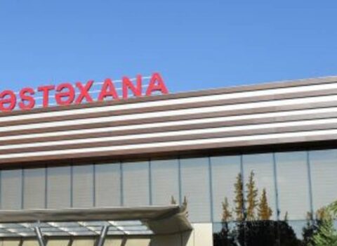 Azərbaycanın məşhur aparıcısı təcili əməliyyata qaldırıldı – FOTO