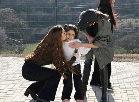 Xocalıda gülən uşaq görmək…— VİDEO