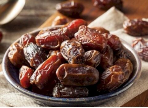 İftarın sevimlisi xurma təhlükəlidir — Həkim açıqladı