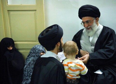 Xameneinin ailəsindən yalnız onlar sağ qaldı