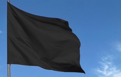 Məşhəddə matəm bayrağı qaldırıldı – VİDEO