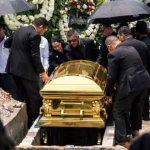 Narkobaron qızıl tabutda dəfn edildi – Fotolar