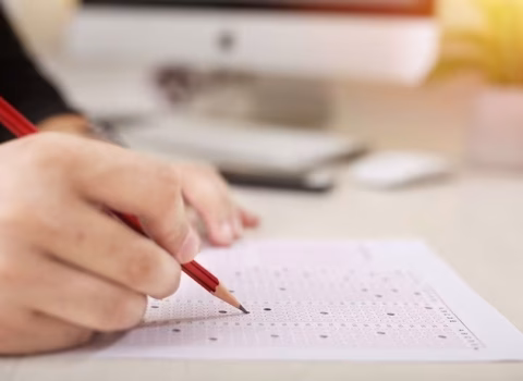 Ali və orta ixtisaslara sənəd qəbulu başa çatdı