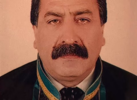 Tanınmış vəkil vəfat etdi – FOTO
