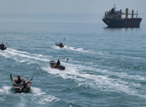 Hörmüz boğazı hansı gəmilər üçün açıqdır? – Açıqlandı