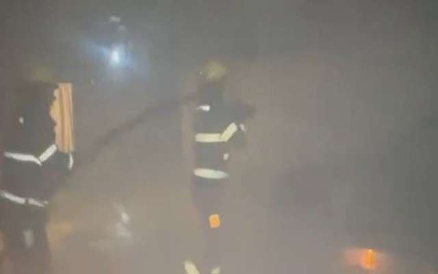 Kürdəmirdə “Mercedes” yandı – VİDEO