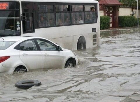 Avtomobili yağışdan ziyan görənlərin NƏZƏRİNƏ – Bu halda zərəri sığorta qarşılayacaq