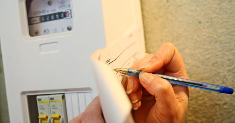 İşığa yüklənən pullar niyə silinir? – RƏSMİ AÇIQLAMA