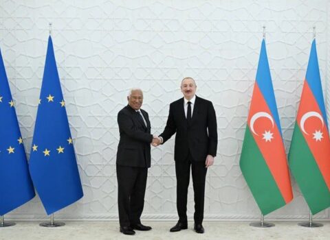 İlham Əliyevin Antonio Koşta ilə təkbətək görüşü keçirilir