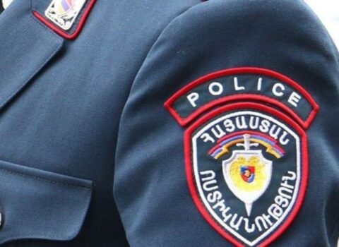 Ermənistan Milli Təhlükəsizlik Xidmətinin binasını yandırmağa cəhd etdilər