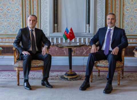 Azərbaycan və Türkiyə XİN rəhbərləri görüşüb