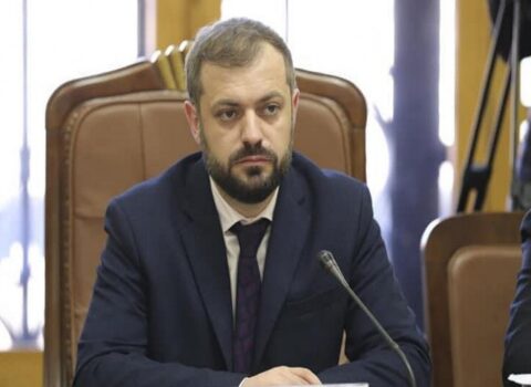 Nazir: İrana qarşı müharibə uzansa, Ermənistan iqtisadiyyatı ciddi əziyyət çəkəcək