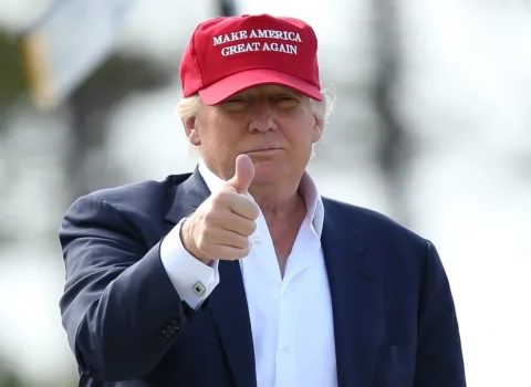 Tramp: İranda hərbi əməliyyat əla davam edir