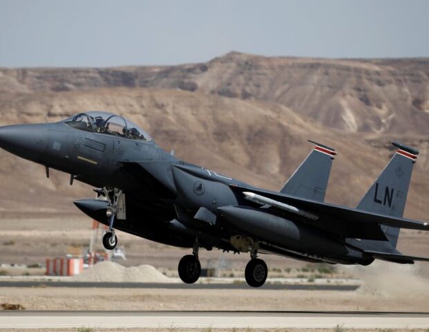 Gərginlik artır: İran ABŞ təyyarəsini vurdu