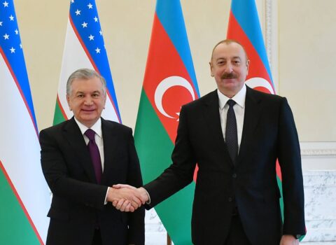 İlham Əliyevlə Şavkat Mirziyoyev arasında telefon danışığı olub