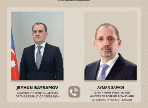 Ceyhun Bayramov Yaxın Şərqdəki vəziyyətlə bağlı telefonla danışdı