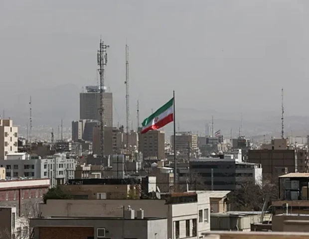 İsrailin Sərab şəhərinə raket zərbəsi nəticəsində 5 nəfər ölüb