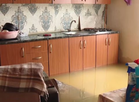 Su dolan evlərə dəyən ziyanı kim ödəyəcək? – Video