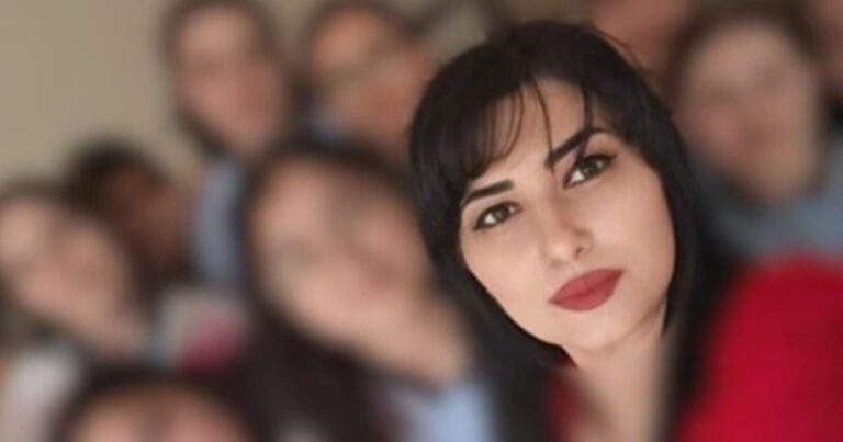 “Pərvanə müəllim övladları ilə təhdid olunub, saatlarla evə dustaq edilib” – VİDEO “Pərvanə müəllim övladları ilə təhdid olunub, saatlarla evə dustaq edilib” – VİDEO