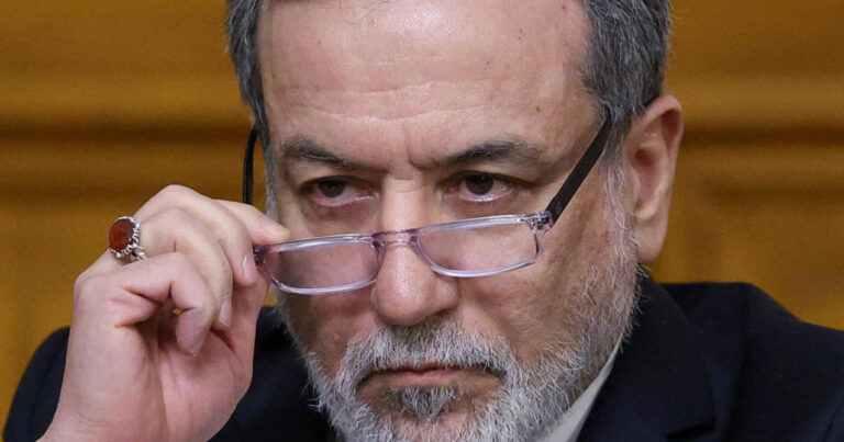 “Trampı oyuna gətirdilər, haqsız hücuma sövq etdilər”