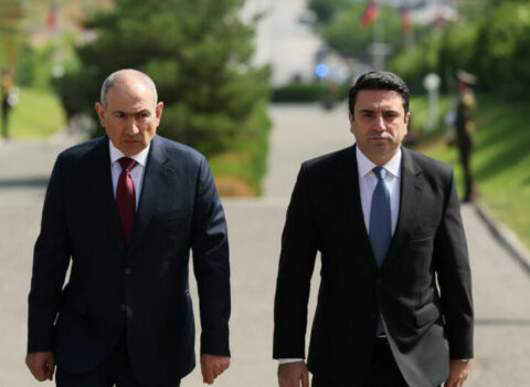 Paşinyandan qalmaqallı müharibə açıqlaması: Simonyan dəstəklədi