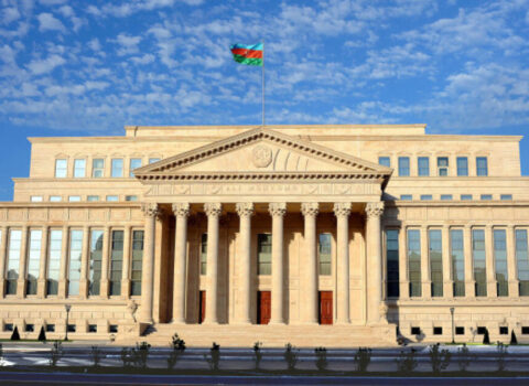 Ali Məhkəmədən şərikli ticarətlə bağlı mühüm QƏRAR