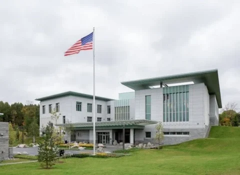 ABŞ səfirliyi yaxınlığında partlayış baş verdi