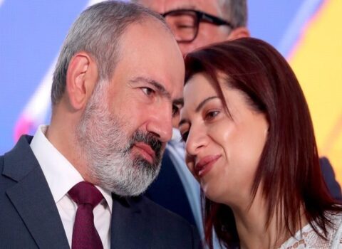 Paşinyan Annadan geyiminə görə AYRILIB? – FOTO