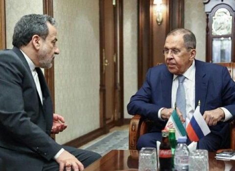 Lavrov Arakçı ilə danışdı