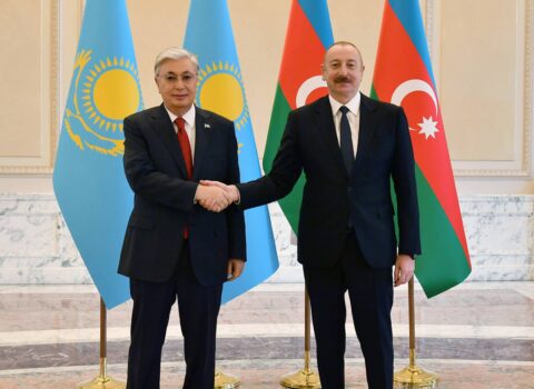 İlham Əliyev Tokayevə dəstəyinə görə təşəkkür etdi