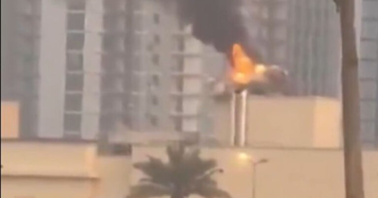 Bağdaddakı ABŞ səfirliyinə hücum edildi – VİDEO