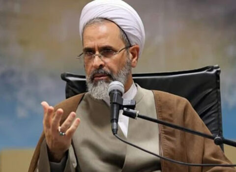 Xameneini müvəqqəti əvəzləməyə niyə o seçildi?