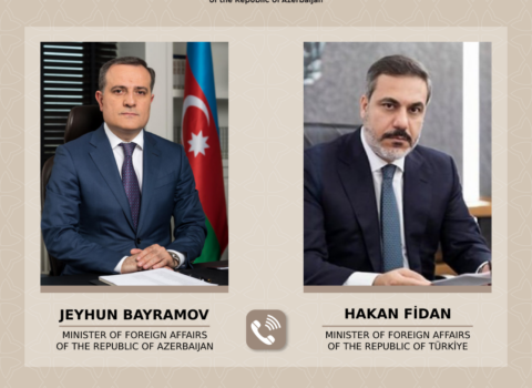 Ceyhun Bayramov Hakan Fidanla danışdı