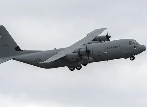 Ermənistan üzərindən Bakıya uçan hərbi təyyarə…