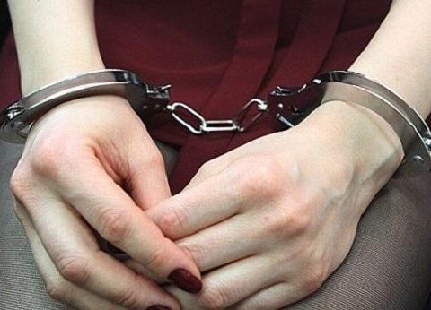 Onlayn kazino təşkil edən gənc qadın saxlanıldı – Video