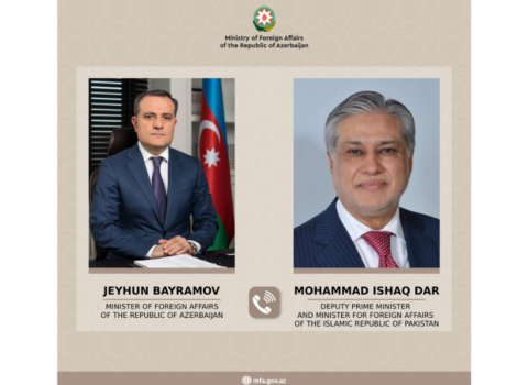 Azərbaycan və Pakistan XİN rəhbərləri telefonla danışdılar