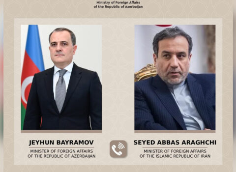 Əraqçi Ceyhun Bayramova zəng etdi