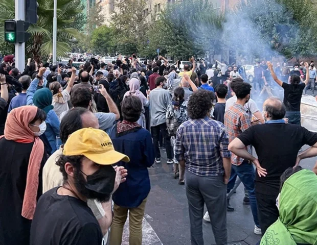 Güneyli ekspert İrandakı müharibə ilə bağlı elə şeylər danışdı ki… – SENSASİON FAKTLAR