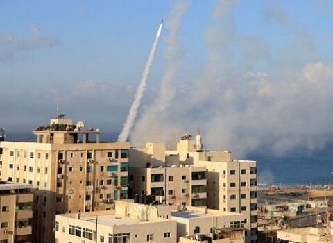 İran İsrailə yenidən raket zərbələri endirir