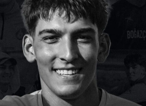 20 yaşlı futbolçu vəfat etdi