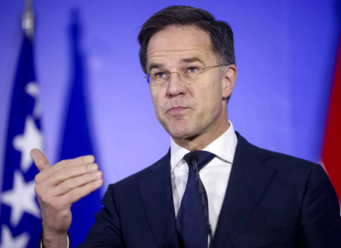 22 ölkə Hörmüzlə bağlı hərəkətə keçdi