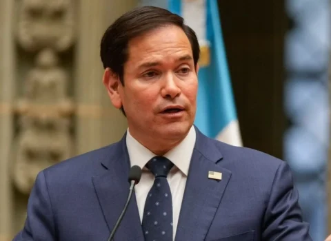 Rubio və Heqsetin evinin üzərində naməlum dronlar göründü