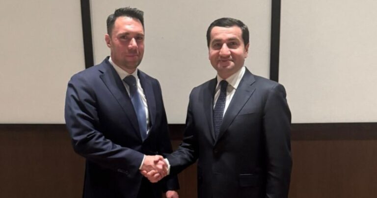 Hikmət Hacıyev Macarıstan nazirinin baş milli təhlükəsizlik müşaviri ilə görüşdü Hikmət Hacıyev Macarıstan nazirinin baş milli təhlükəsizlik müşaviri ilə görüşdü