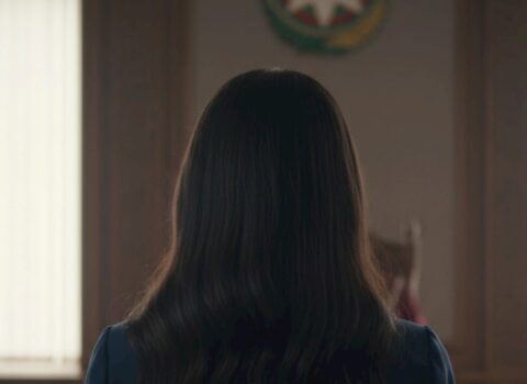 Qızı ağladı deyə arvadını döydü — Qadın bağışladı