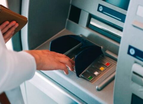 Bu şəxslərin maaşı 50 faiz ARTIRILDI – QƏRAR