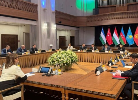 Hikmət Hacıyev MÜHÜM TOPLANTIDA iştirak etdi – FOTO