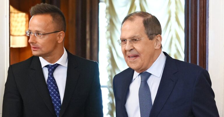 SENSASİYA! Siyarto Rusiyanın Aİ-dəki “məxfi qulağı” imiş! SENSASİYA! Siyarto Rusiyanın Aİ-dəki “məxfi qulağı” imiş!