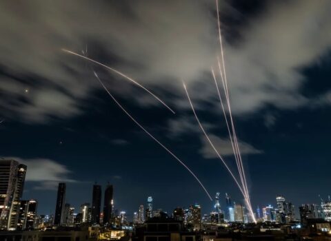 İsrail İranın 400 raketindən 92%-ni havada zərərsizləşdirib