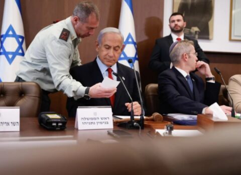 Netanyahu güc strukturlarını topladı: Trampın İran planı İsraili hərəkətə keçirdi