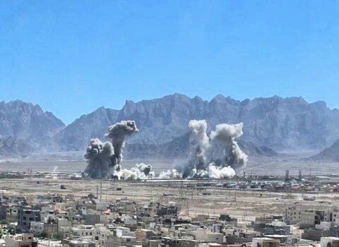 İranın raket qalası vuruldu: Ölkə YANIR